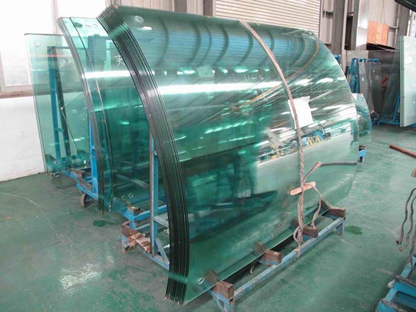 cắt kính cường lực