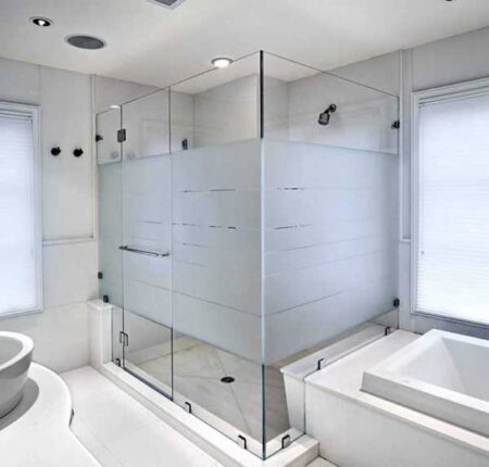 vách ngăn phòng tắm kính hải phòng