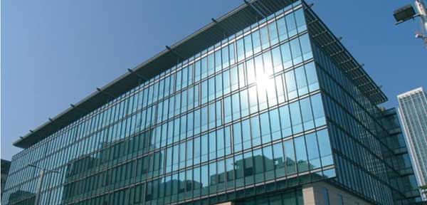 kính cường lực phản quang cao cấp cho tòa nhà