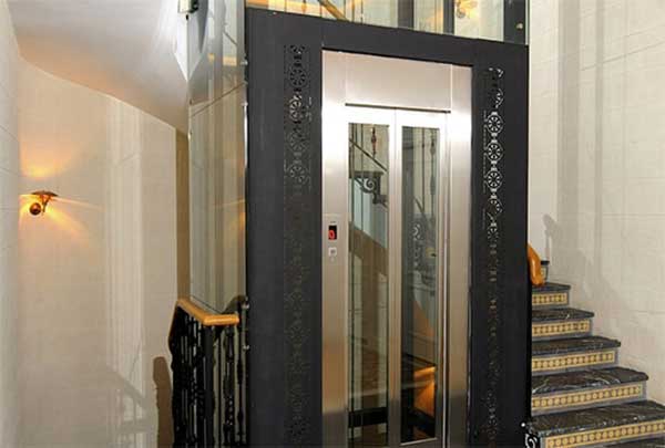 kính cường lực thang máy