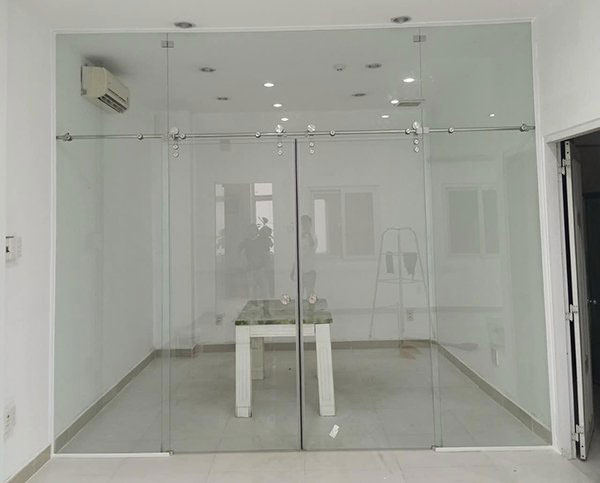 Chuyên lắp đặt cửa kính cường lực tại Thái Bình