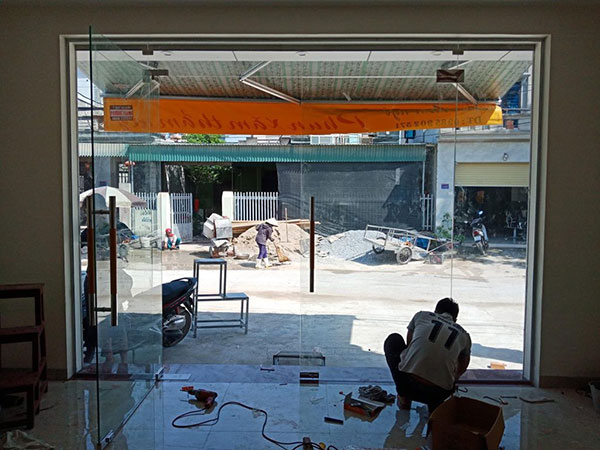 Dịch vụ sửa chữa kính cường lực tại Thủy Nguyên